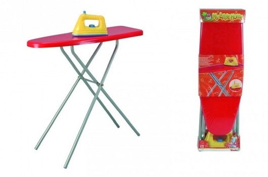 Deska do prasowania z żelazkiem