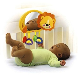 Uśmiechnięty Lew z lusterkiem