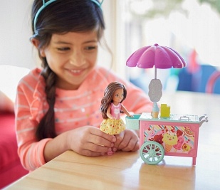 Barbie. Chelsea - wózek z lodami