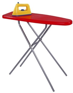 Deska do prasowania z żelazkiem